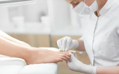 News 5 HOW TO REMOVE CRACKED HEELS AND GET SUMMER READY FEET AT HOME